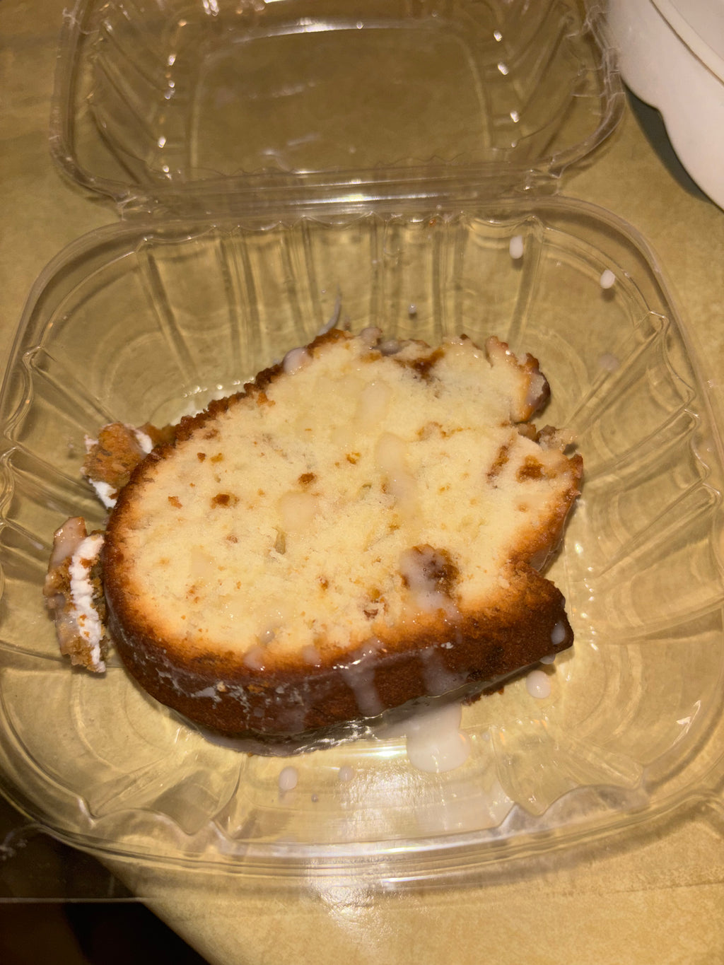 Oatmeal Crème Pie Pound Cake